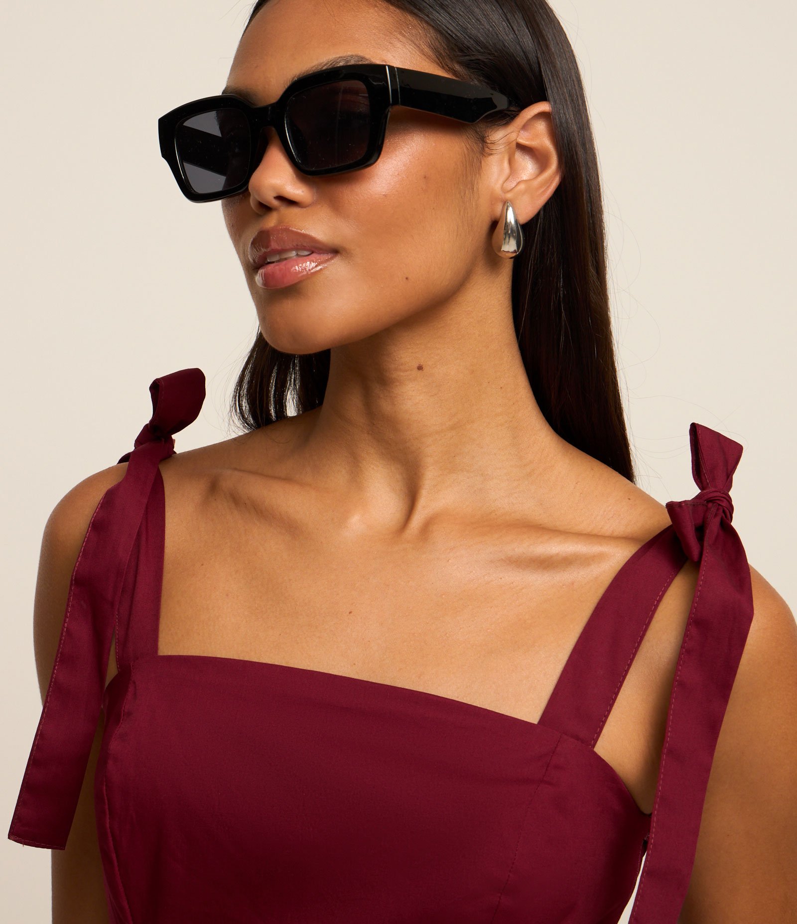 Vestido Midi Evasê em Tricoline com Cintura em V e Alças de Amarração 4