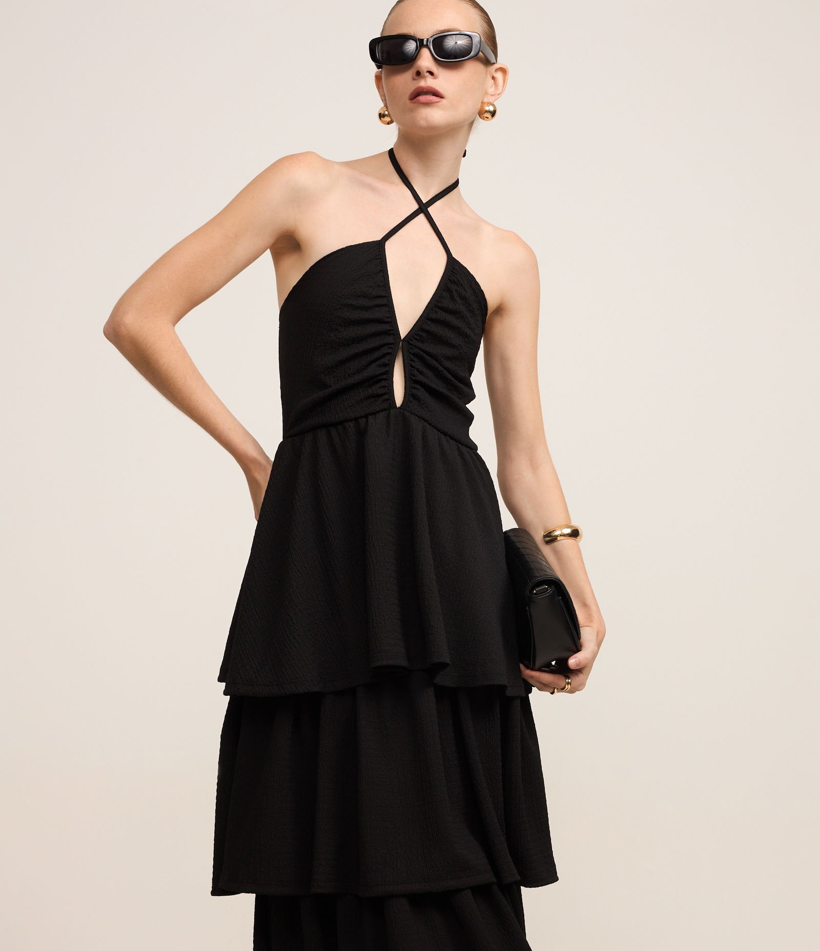 Vestido Evasê Midi Frente Única com Babados na Saia Preto 5