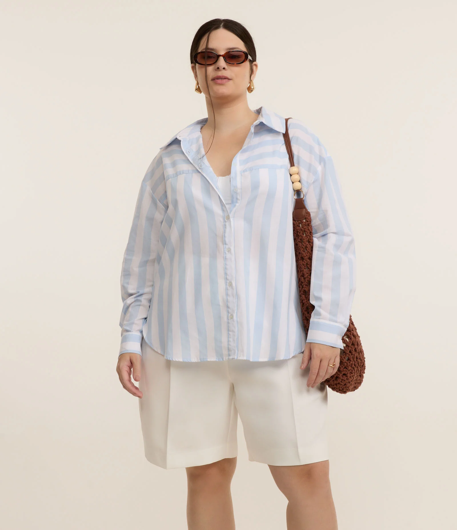 Camisa em Tricoline Listrada Curve & Plus Size Azul/Branco 2