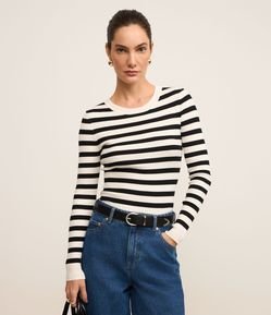 Suéter Listrado em Tricô com Gola Redonda