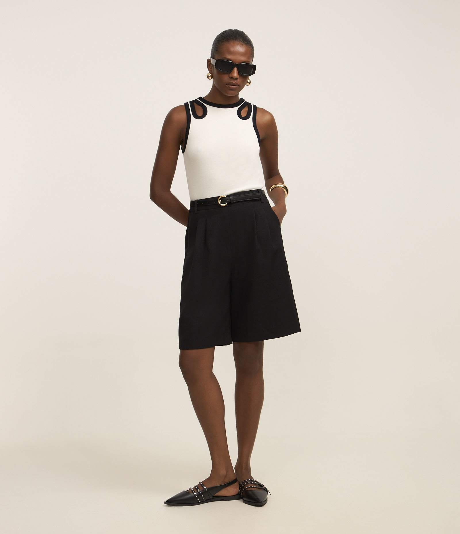 Blusa em Ribana com Vazado de Gota Contrastante Branco 2