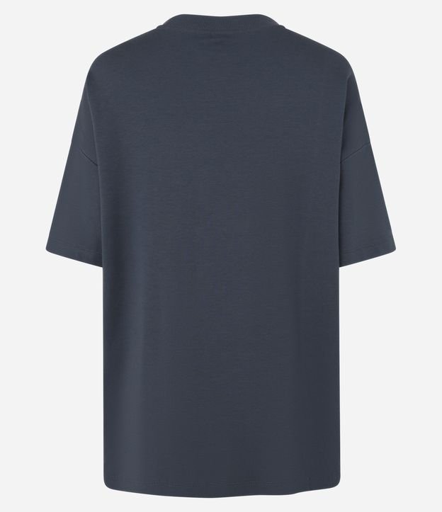 Camiseta Oversized em Suedine e Manga Curta