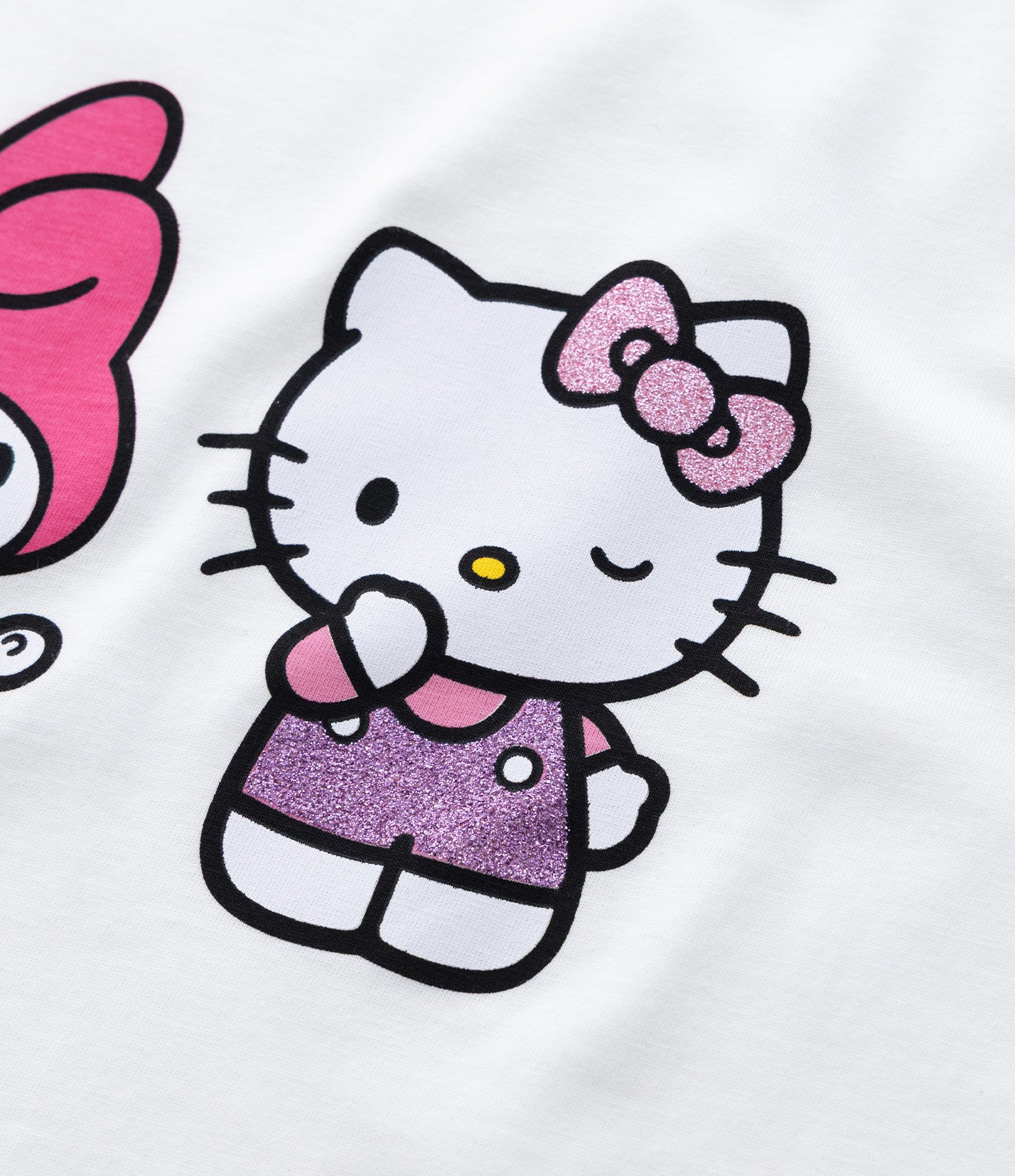 Camiseta Infantil com Estampa Hello Kitty e Amigos - Tam 5 a 14 Anos Branco 5