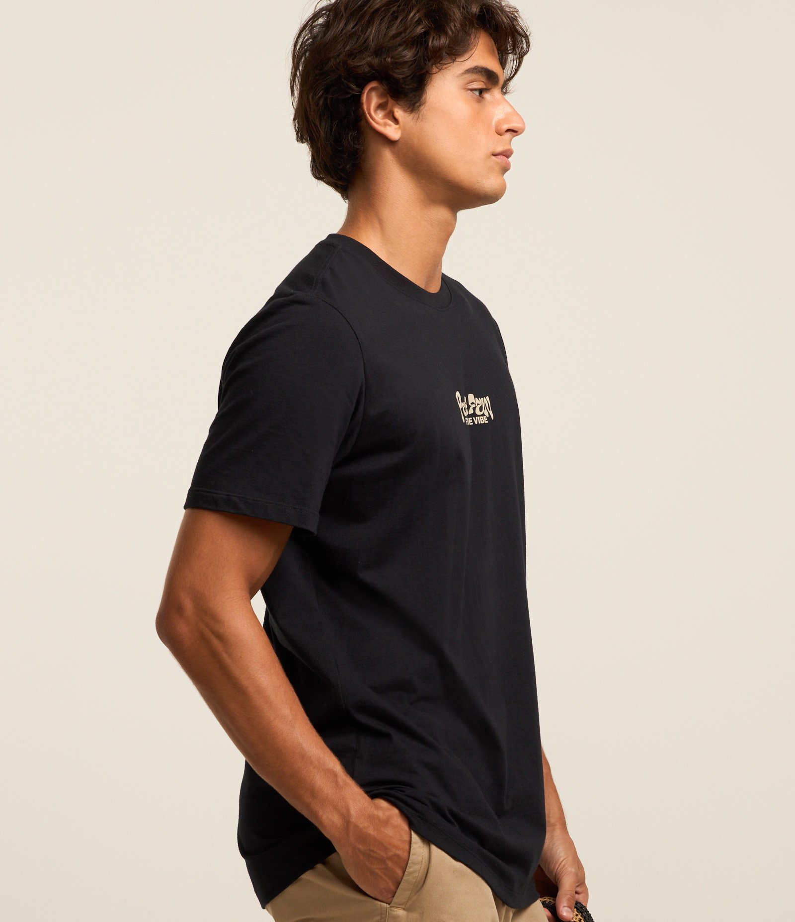 Camiseta Comfort em Algodão com Estampa Lettering Pure Fun Preto 4