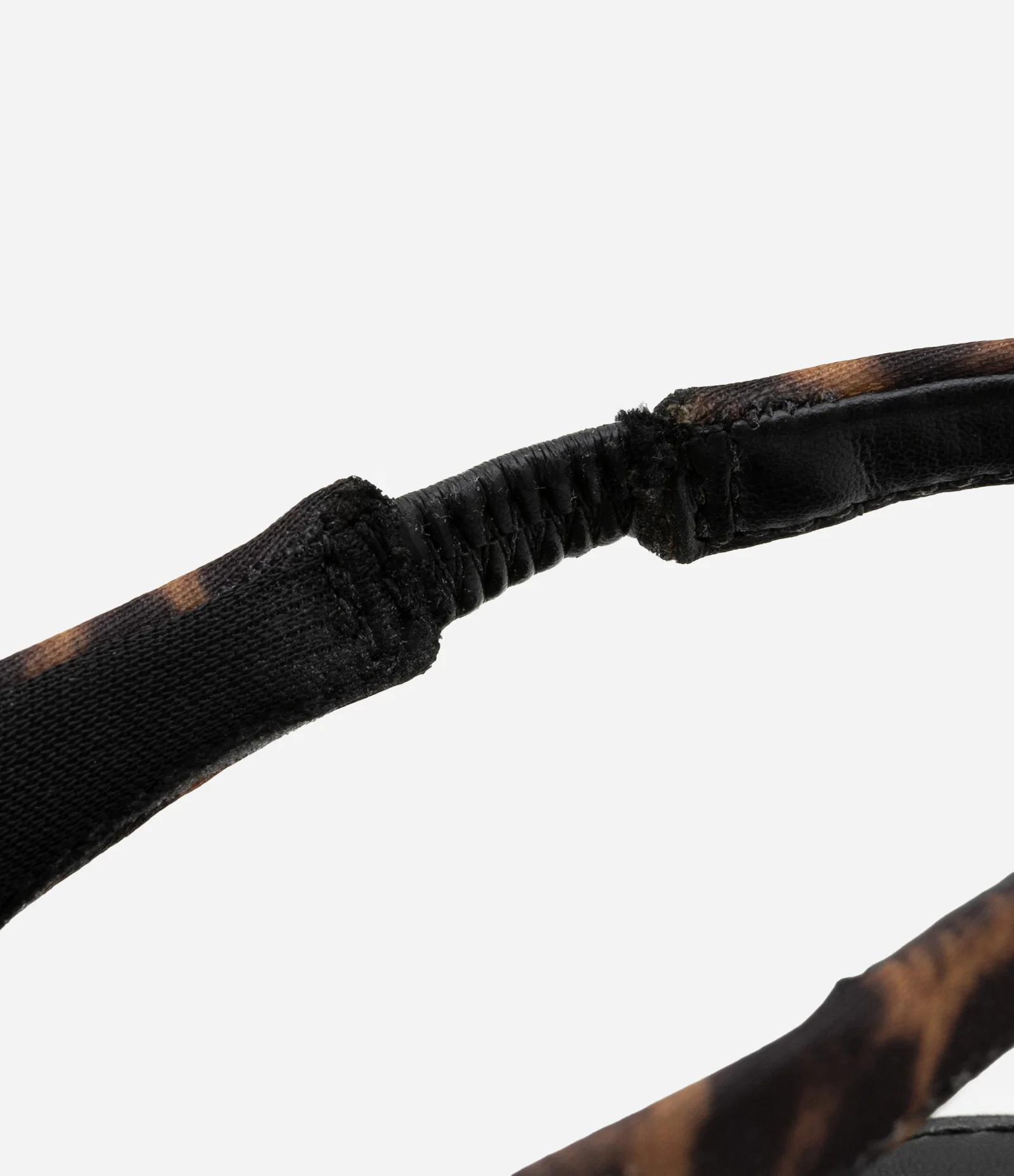 Sapatilha Slingback Estampa Animal Print e Laçinho Onça 4