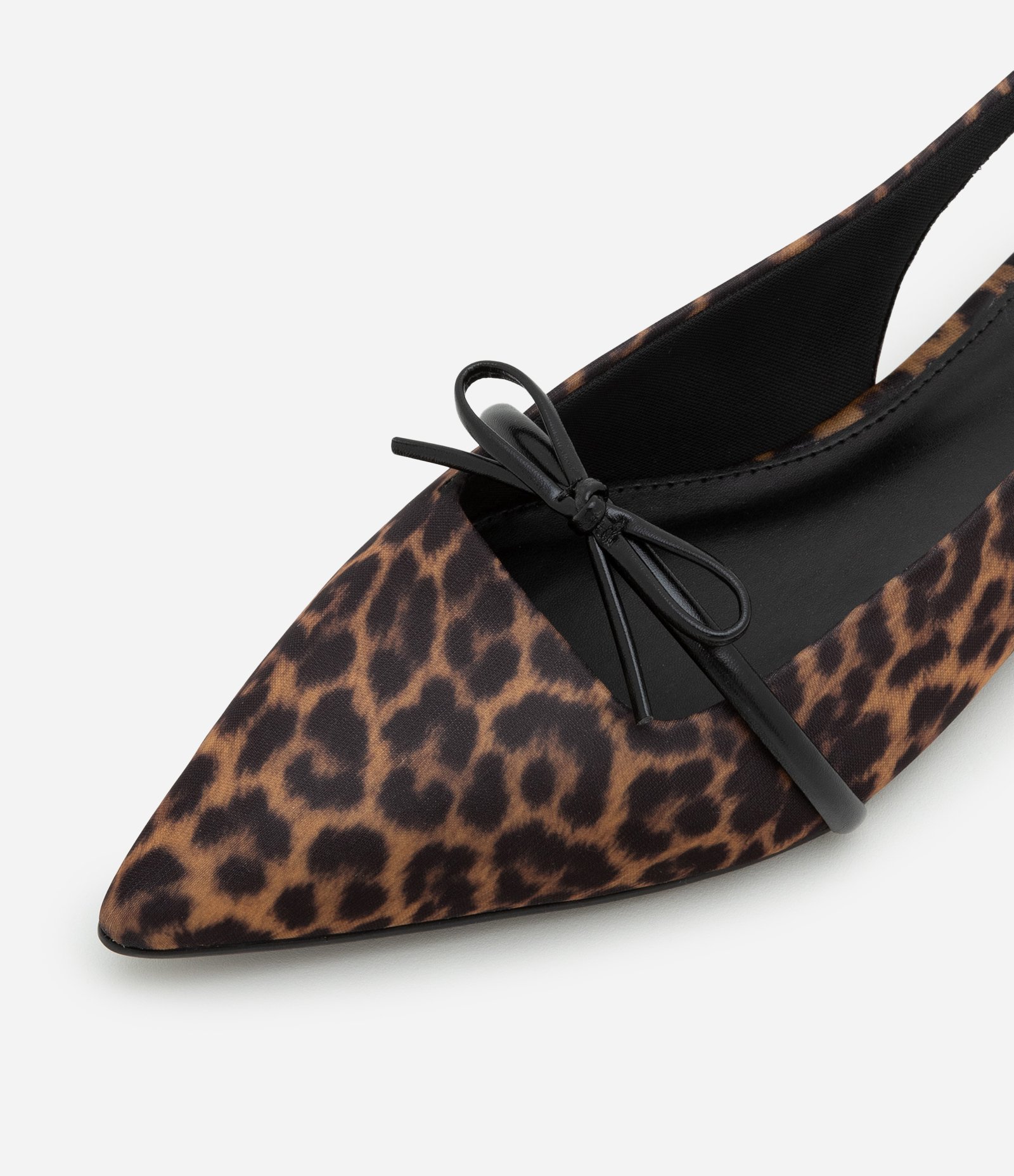 Sapatilha Slingback Estampa Animal Print e Laçinho Onça 6
