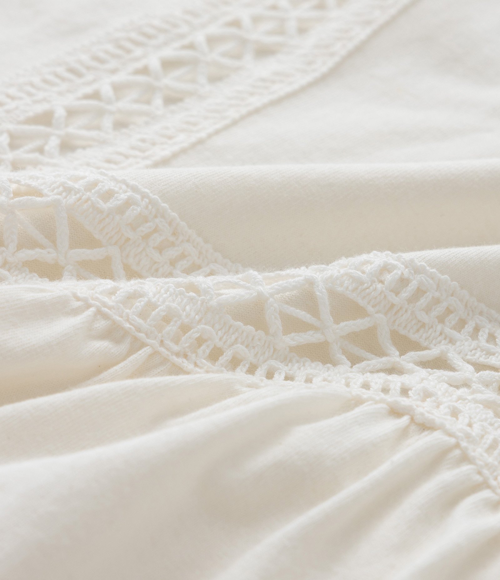 Blusa Boho com Entremeios e Manga Bufante Curve & Plus Size Off White 7