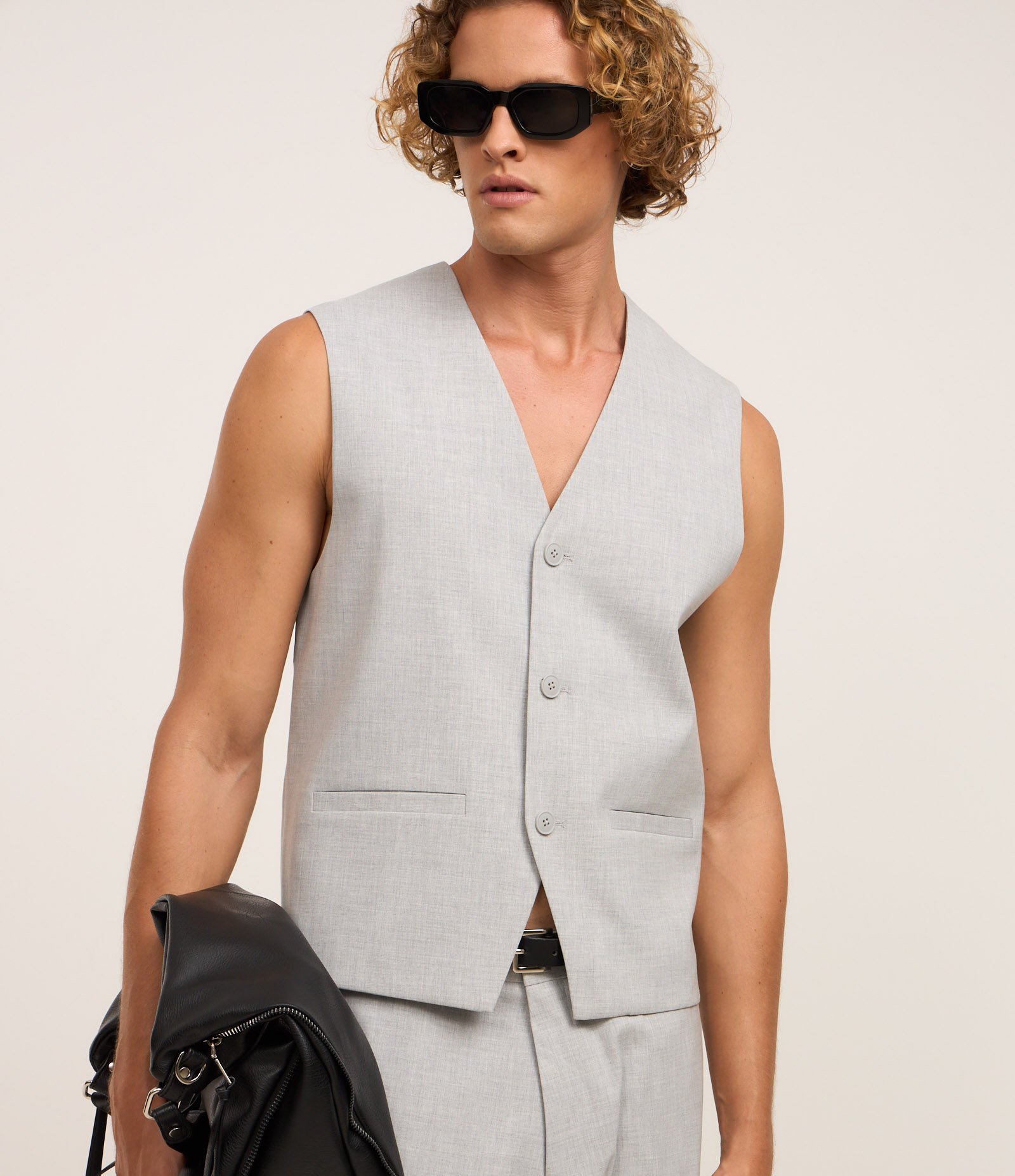 Colete em Alfaiataria com Gola em V Branco 1