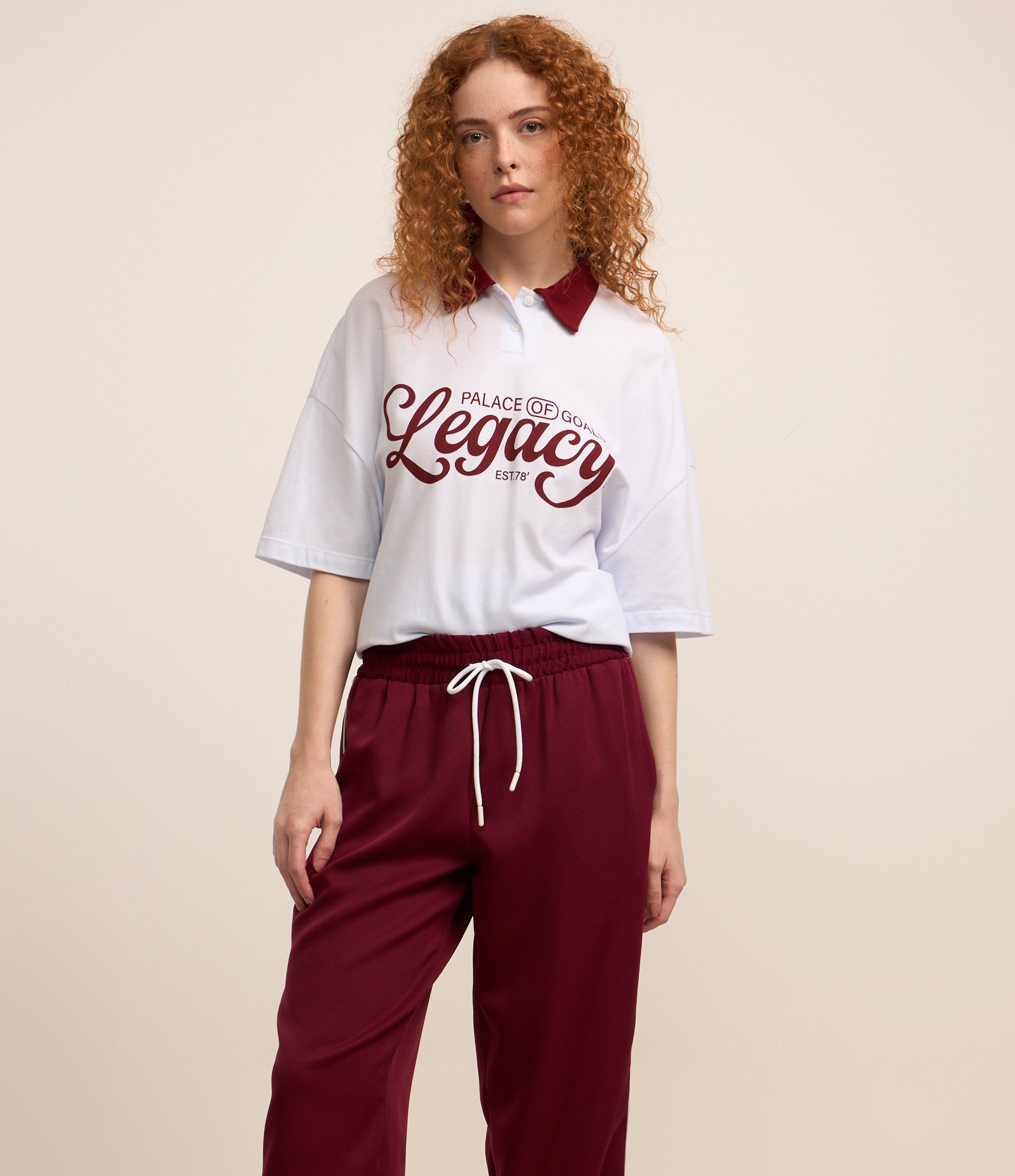 Calça em Alfaiataria com Friso Contrastante e Elástico na Cintura Vinho 2