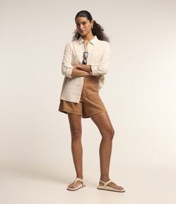 Short Mom em Sarja com Bolsos Frontais