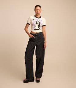 Calça Baggy em Jeans com Bolsos