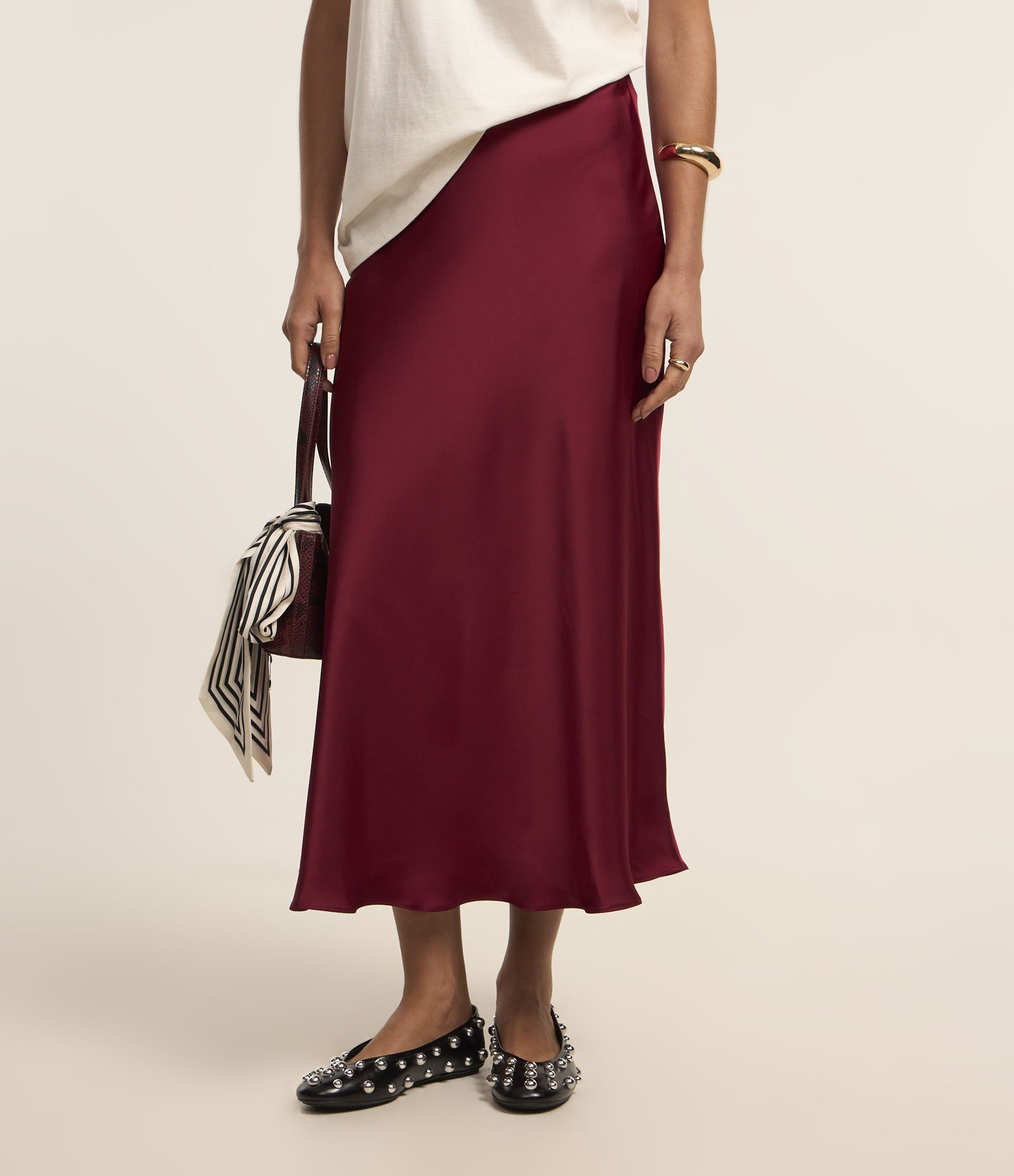 Saia Midi Evasê Slip Acetinada Vermelho 3