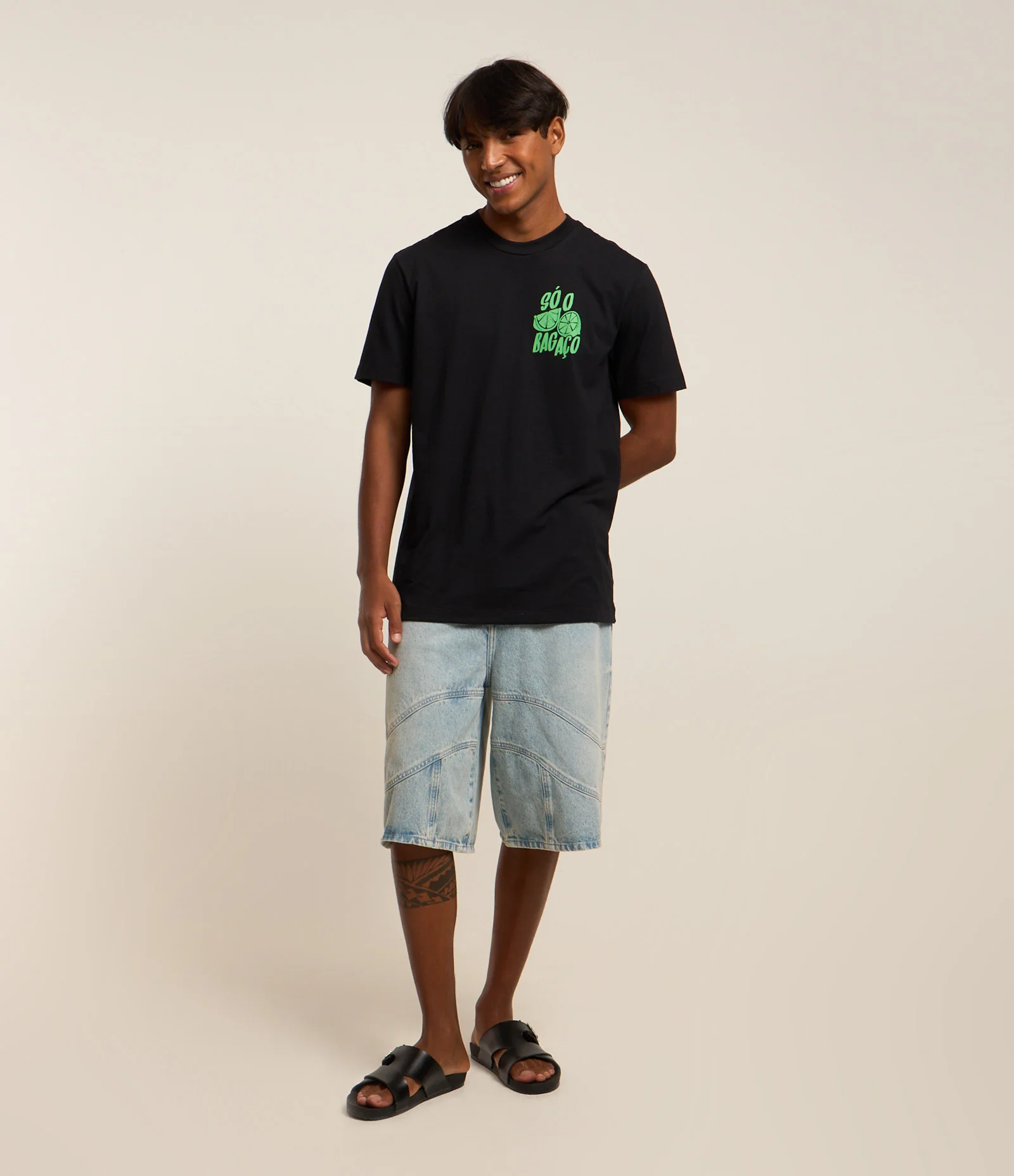 Camiseta Comfort em Algodão com Estampa Só o Bagaço Preto 2