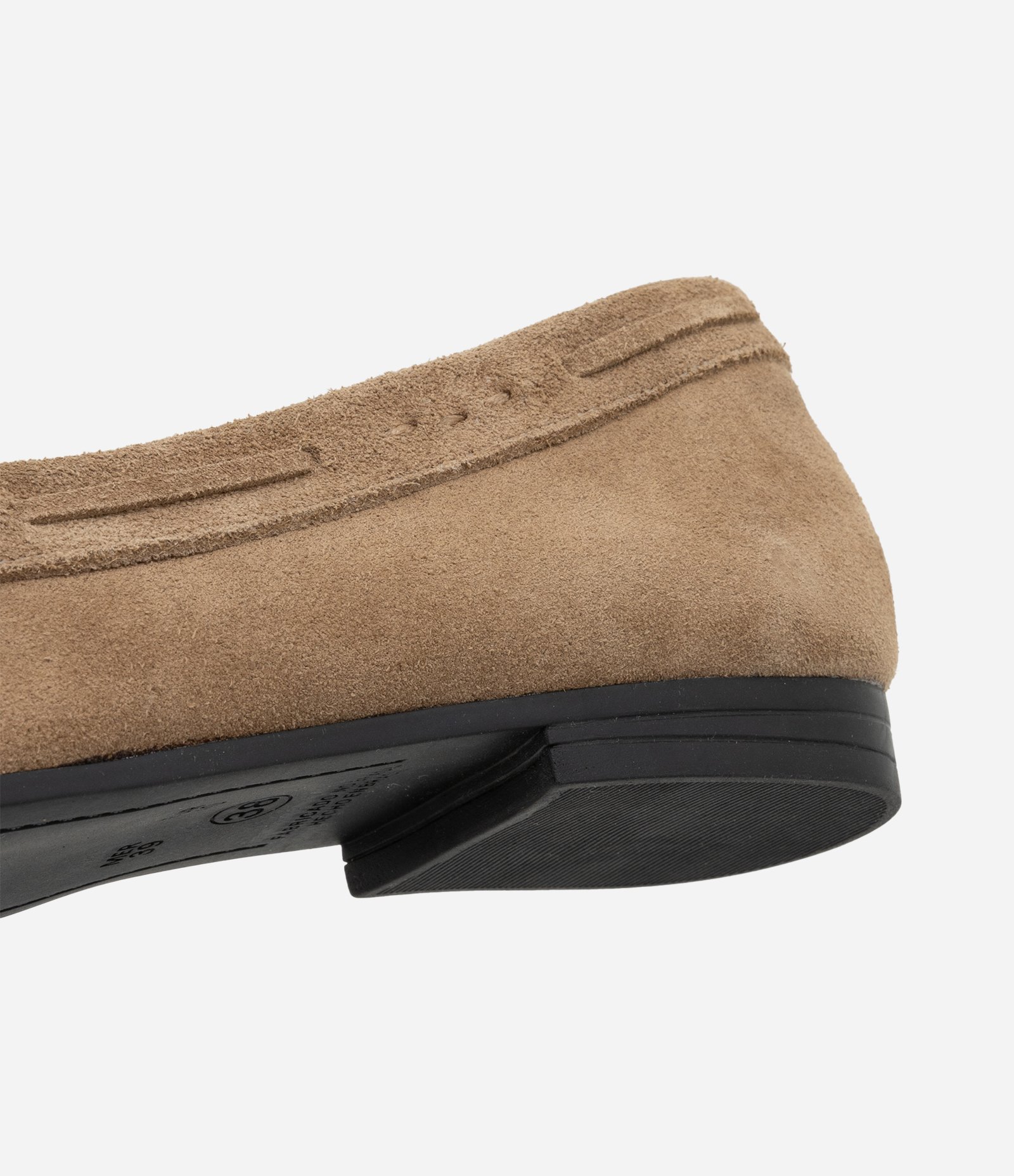 Mocassim em Couro Camurça com Detalhe de Franjinhas Marrom 4