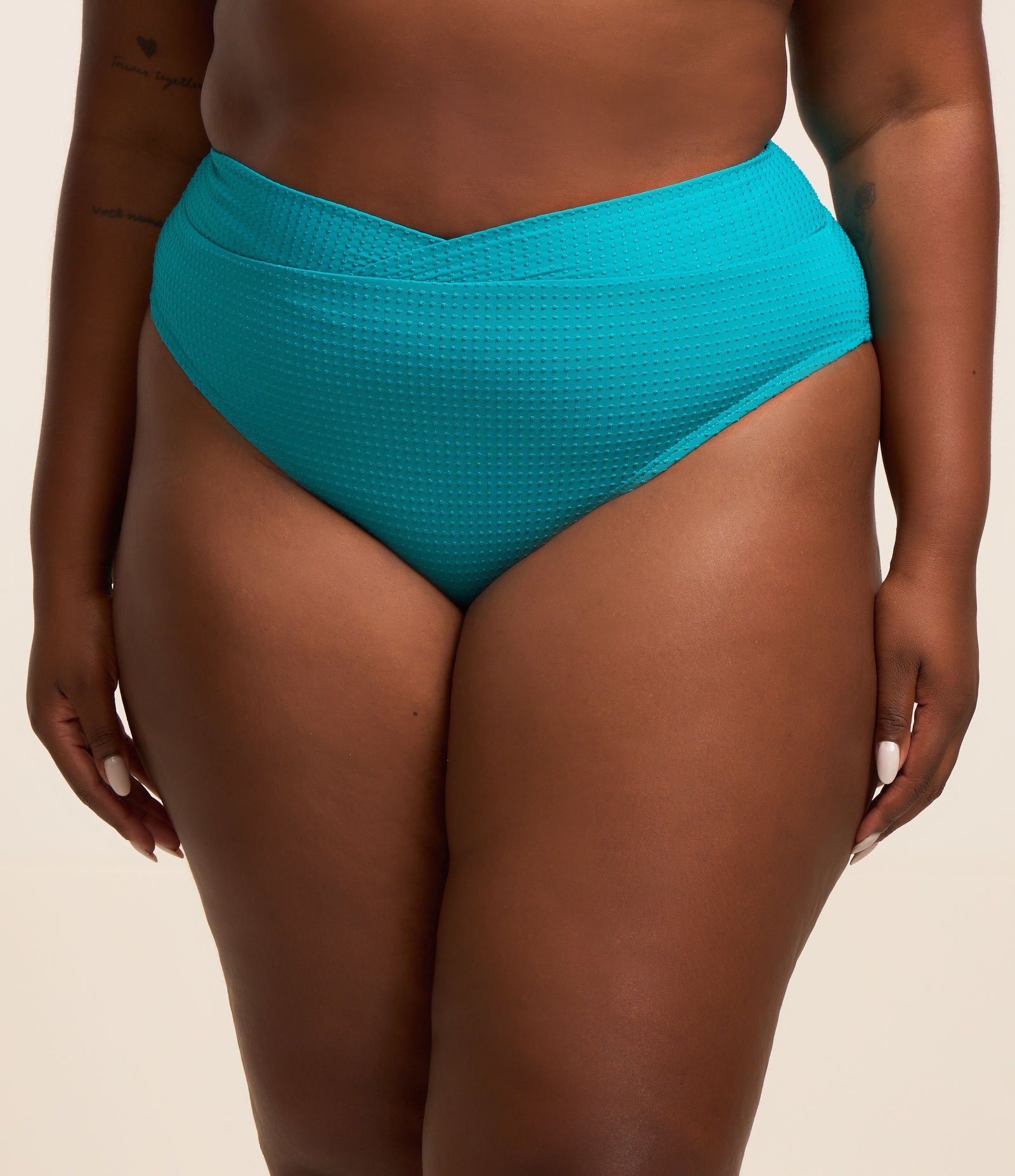 Biquíni Calcinha Hot Pants Texturizada Curve & Plus Size Verde 1