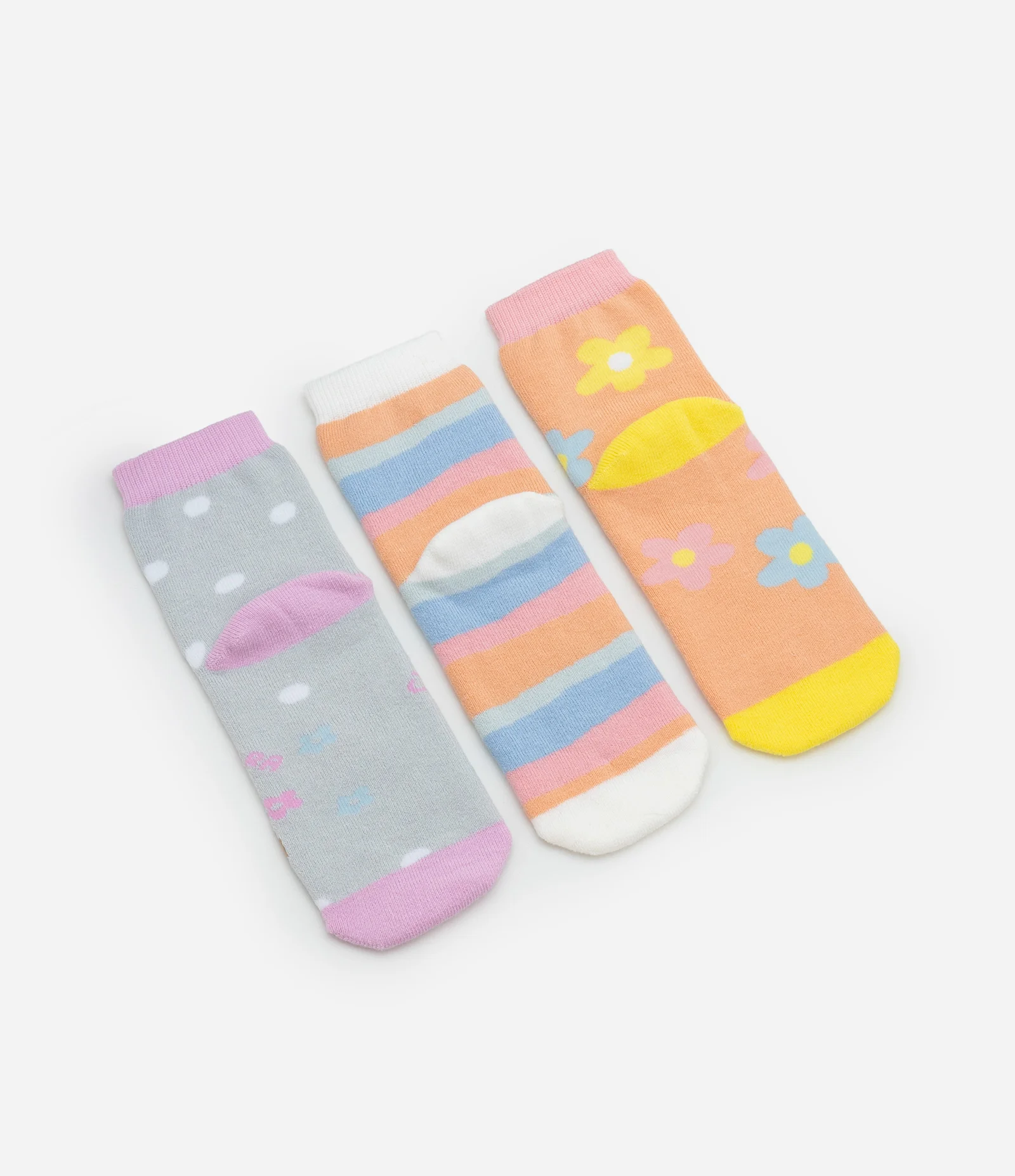 Kit 03 Meias Infantis Atoalhadas com Estampa Capivara - Tam 19 a 34 Multicores 2