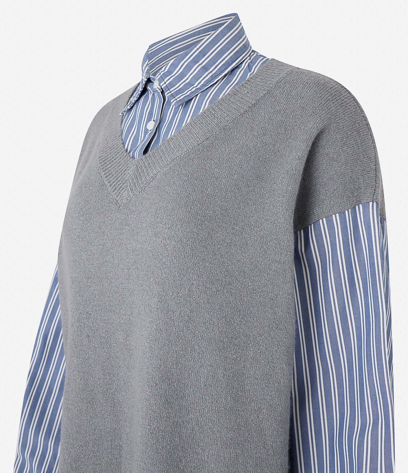 Camisa Over com Colete em Tricô com Listras e Botões Cinza 2