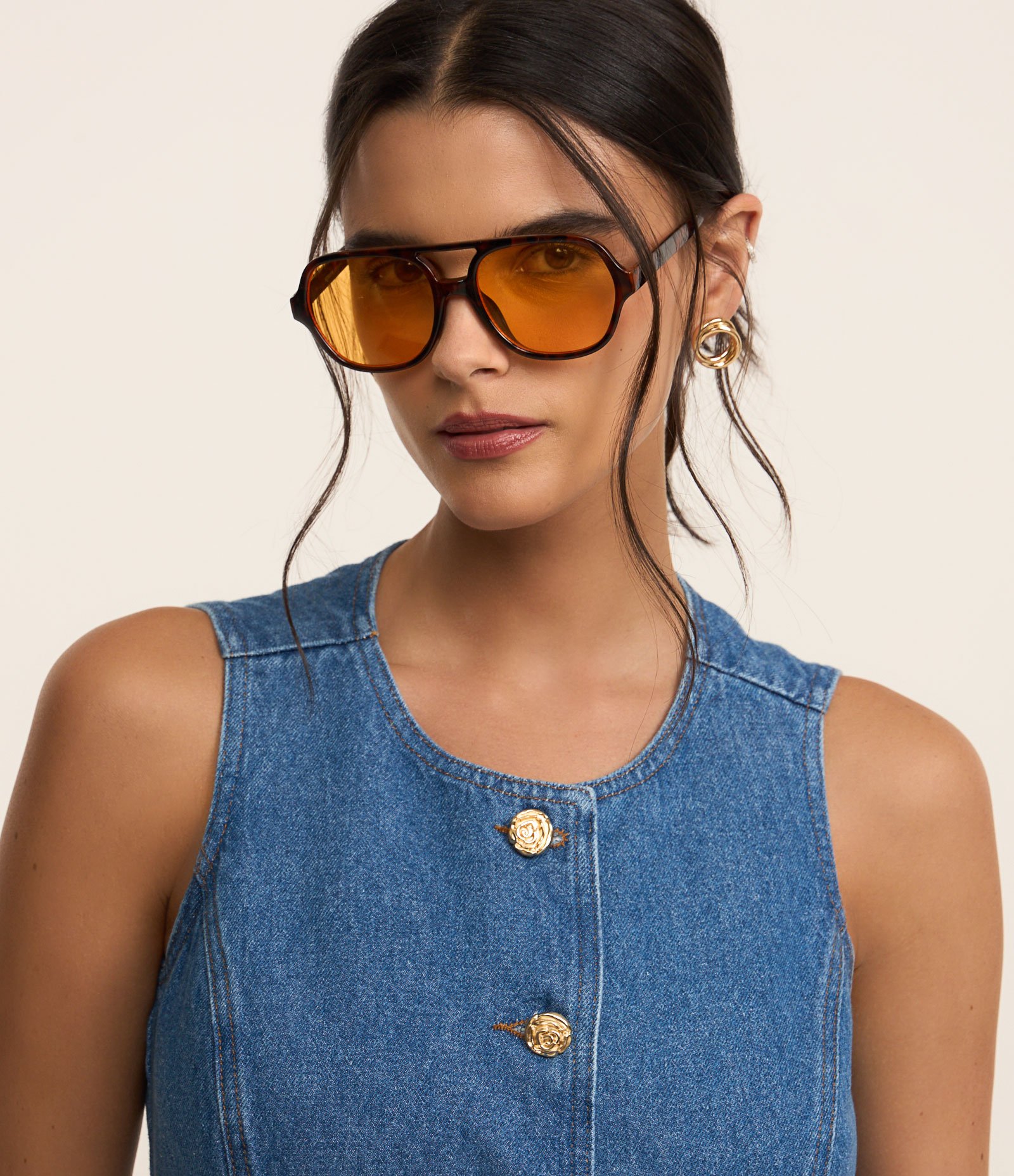Colete Alongado em Jeans Cinturado com Botões Azul 4