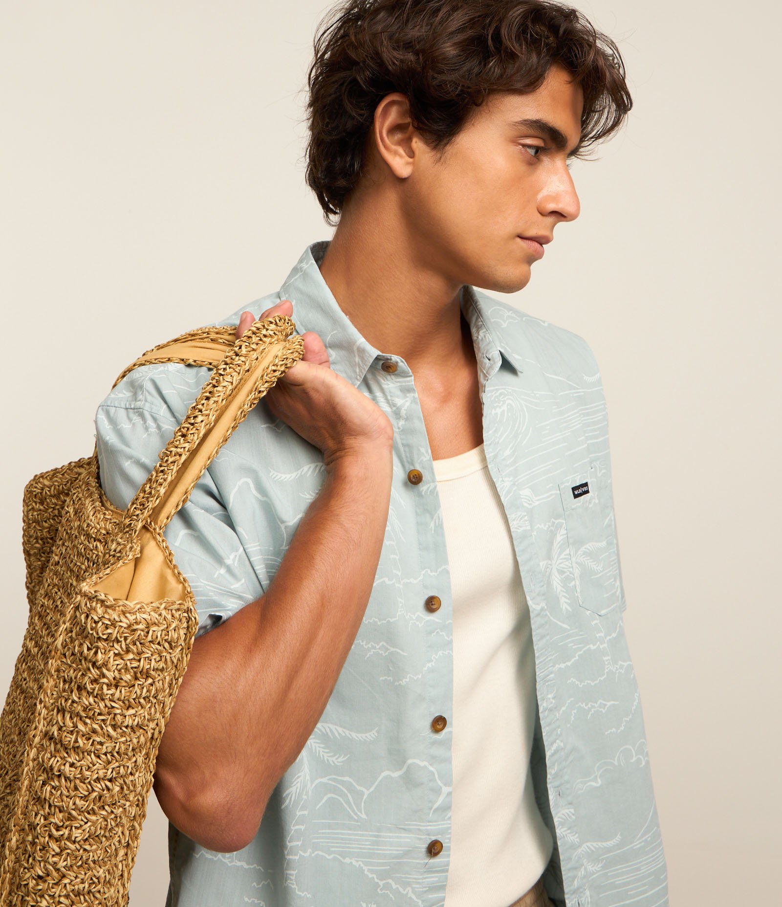 Camisa Relaxed em Algodão com Estampa de Paisagem e Bolso Azul 4