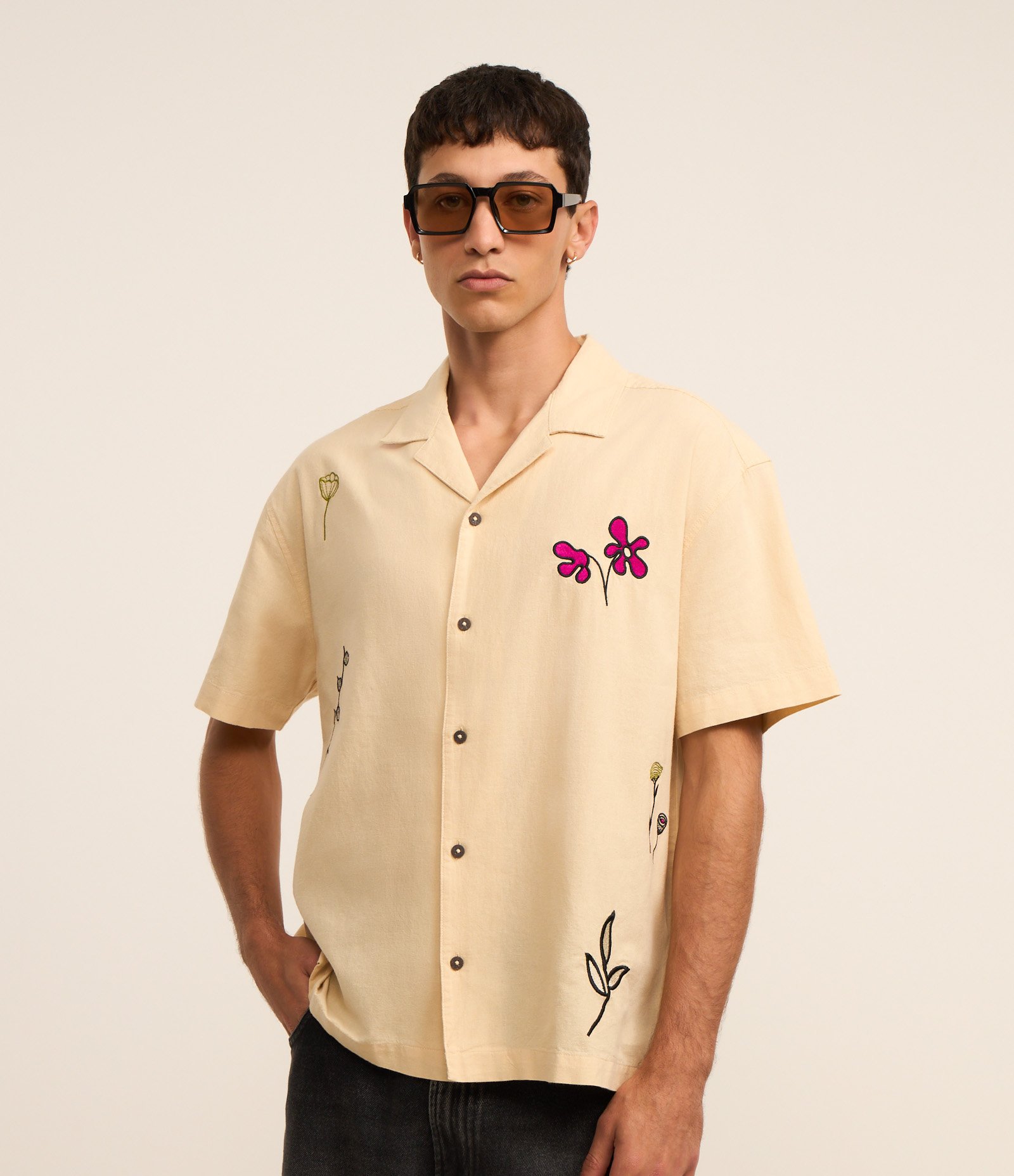 Camisa Boxy em Tricoline