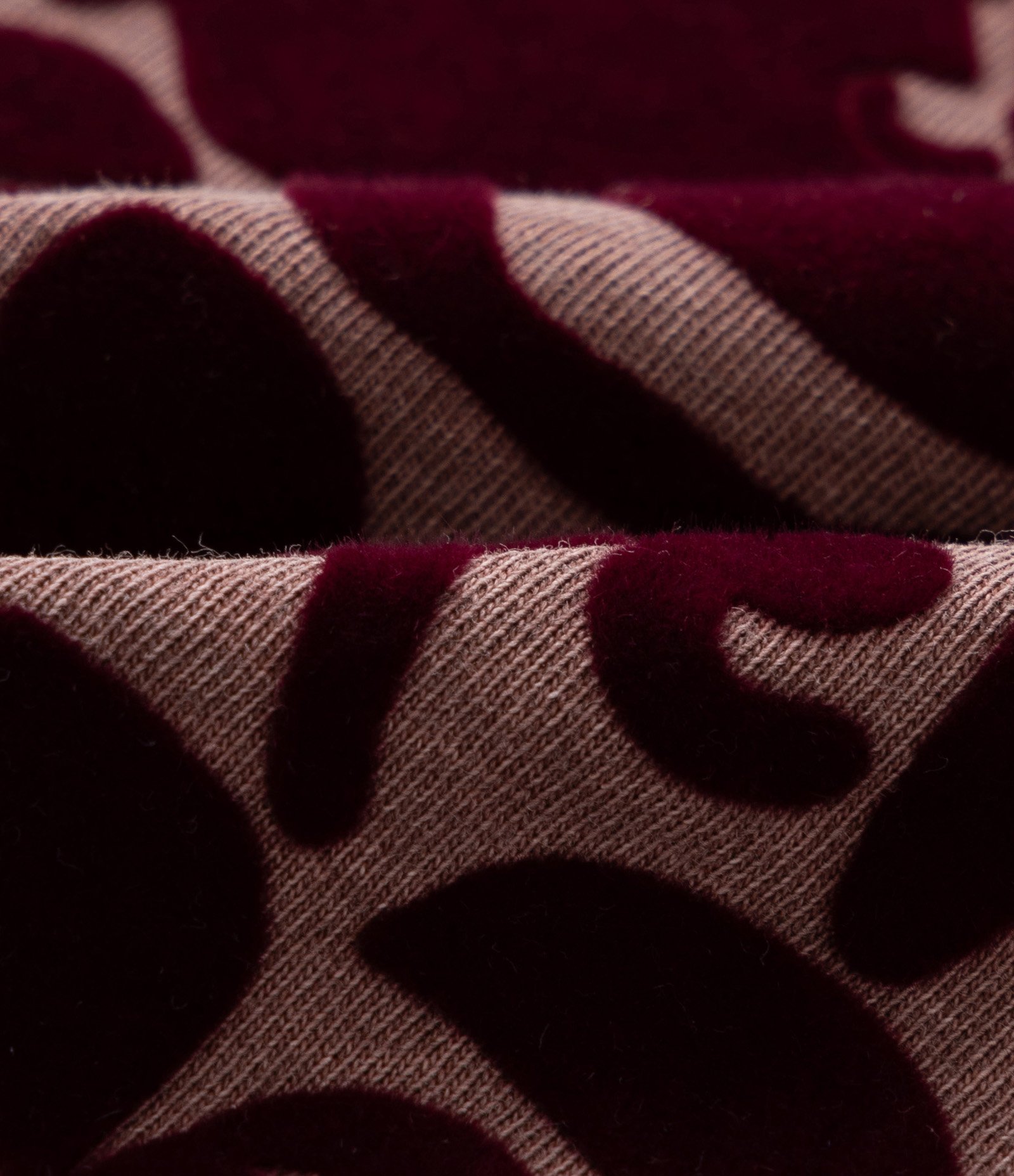 Camiseta Cropped com Estampa Flocada Curve & Plus Size Vermelho 6