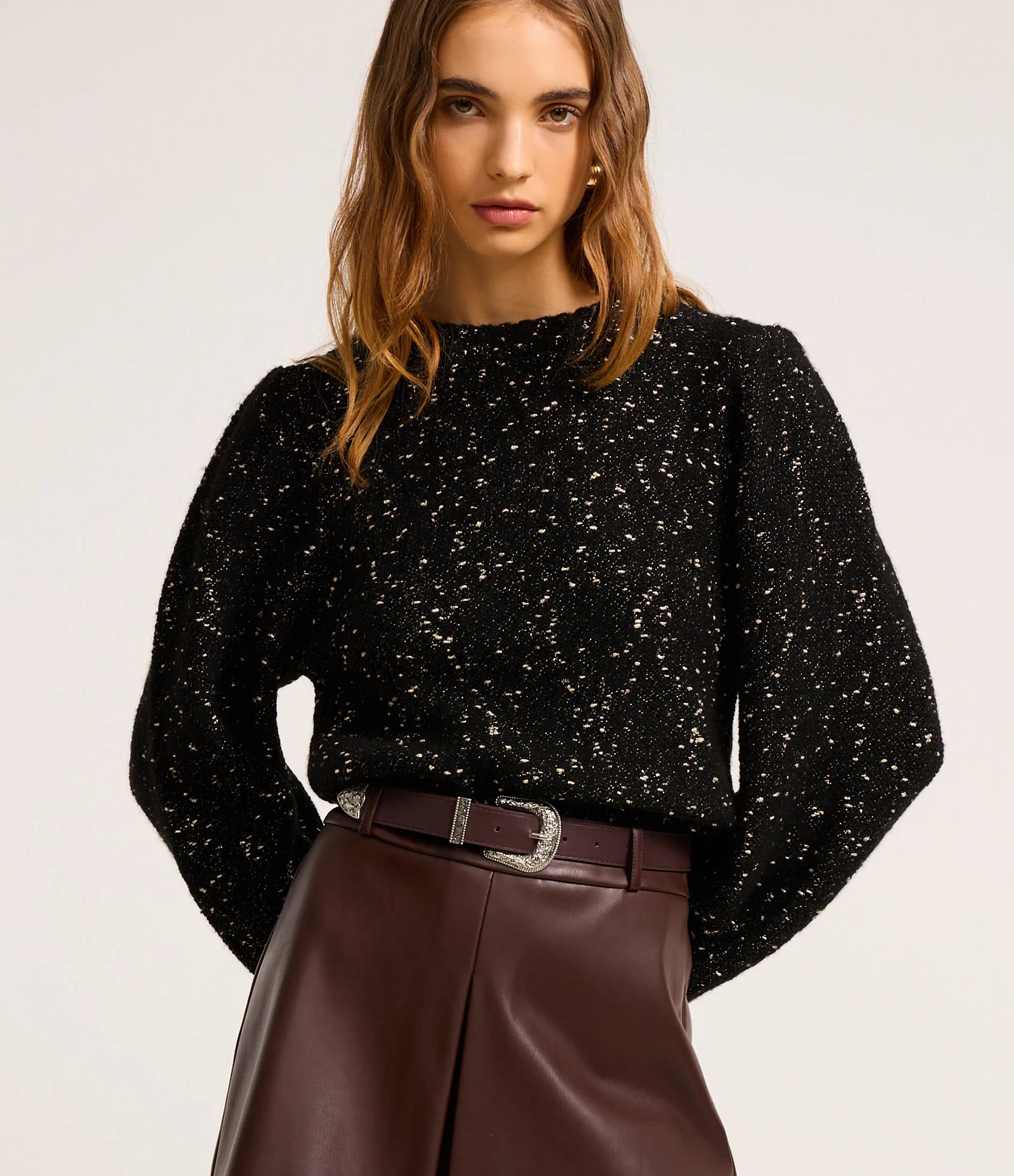 Suéter em Tricô com Manga Ampla com Fio Metalizado Botonê Preto 1