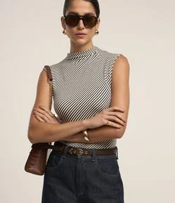 Blusa Manga Curta em Moletinho com Estampa de Listras