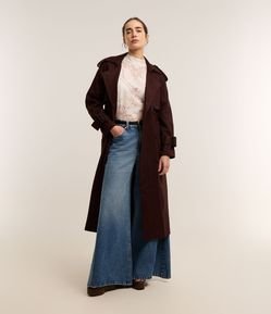 Calça Pantalona em Jeans com Cintura Alta