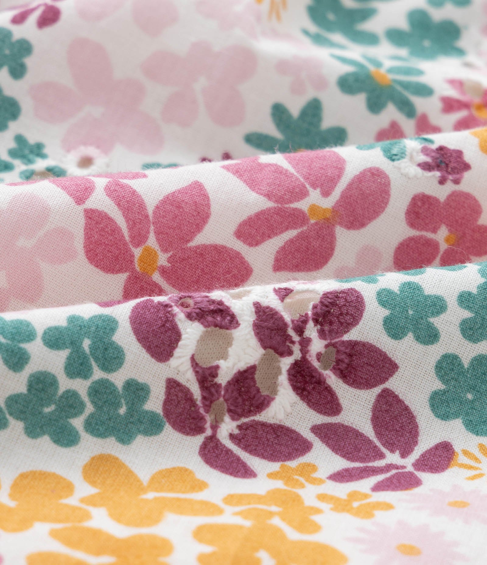 Vestido Infantil em Laise com Estampa Floral - Tam 1 a 6 Anos Multicores 3