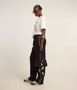 Calça Pantalona Cintura Alta em Crepe com Contraste