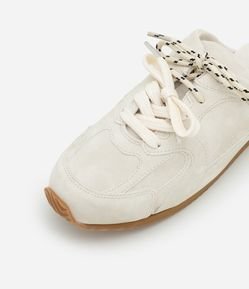 Tênis Mule Chuteira Aberto em PU com 2 Cadarços