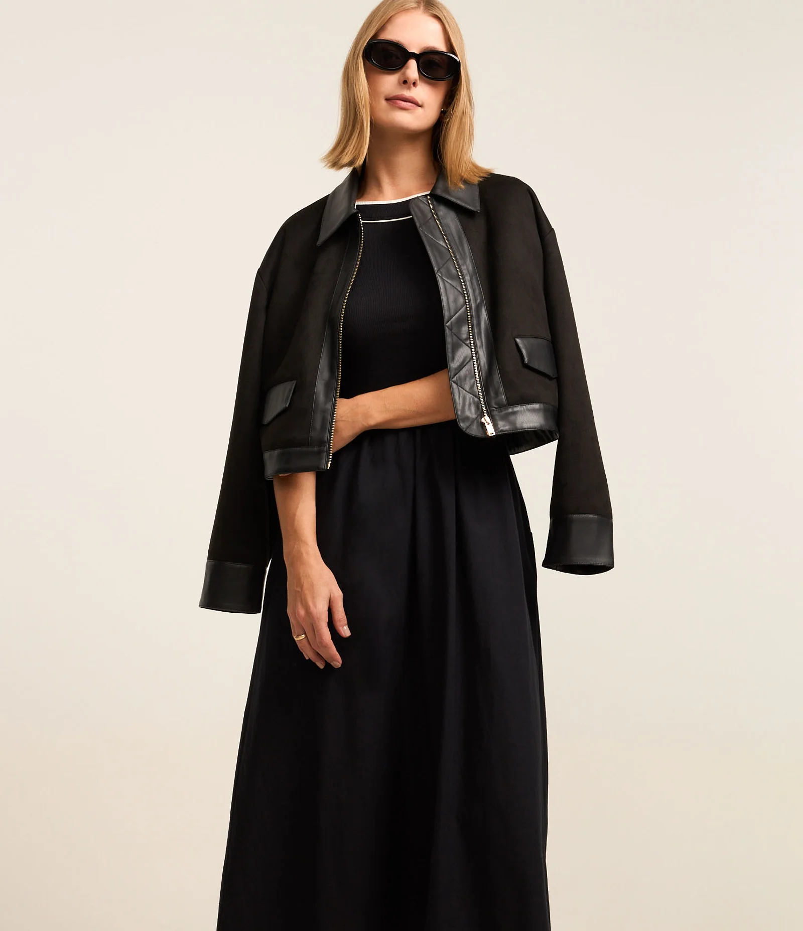 Vestido Evasê Midi em Ribana e Tricoline com Contrastes Preto 2