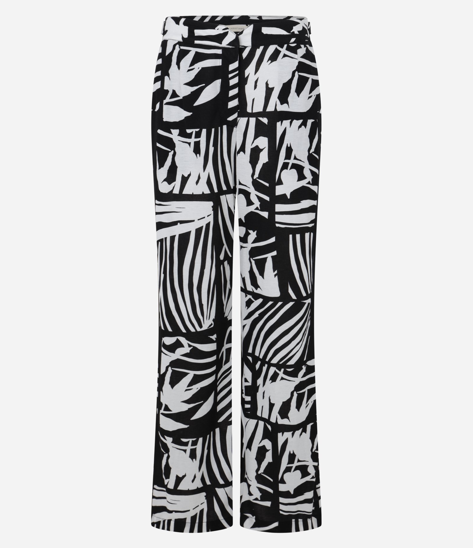 Calça Reta em Piquet com Amarração e Estampa Folhagem Preto 5