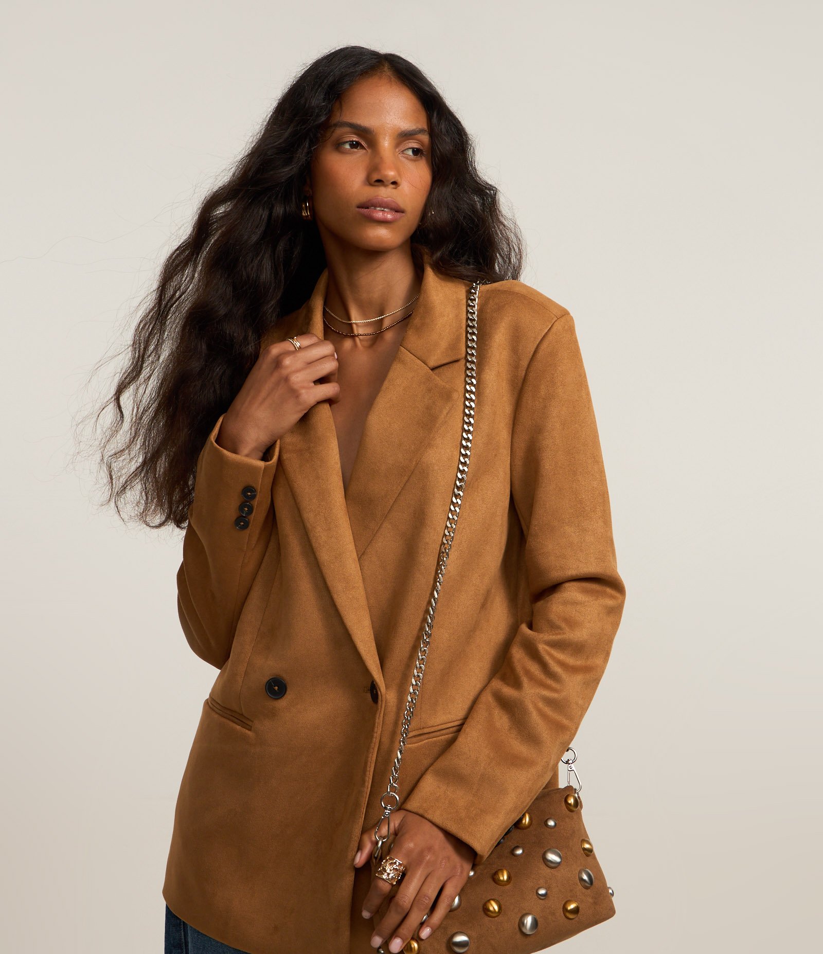 Blazer Alongado em Suedine com Bolsos e Botões Marrom 6