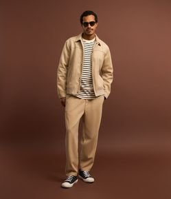 Calça Balloon em Sarja e Bolso com Zíper Lateral