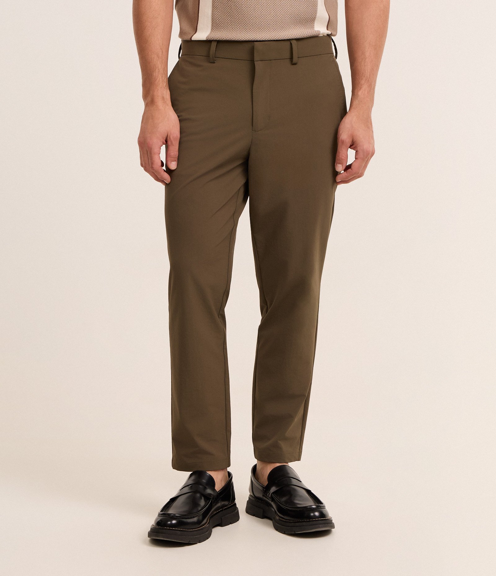 Calça Slim Cropped Alfaiatada em Poliamida com Elastano Verde 2