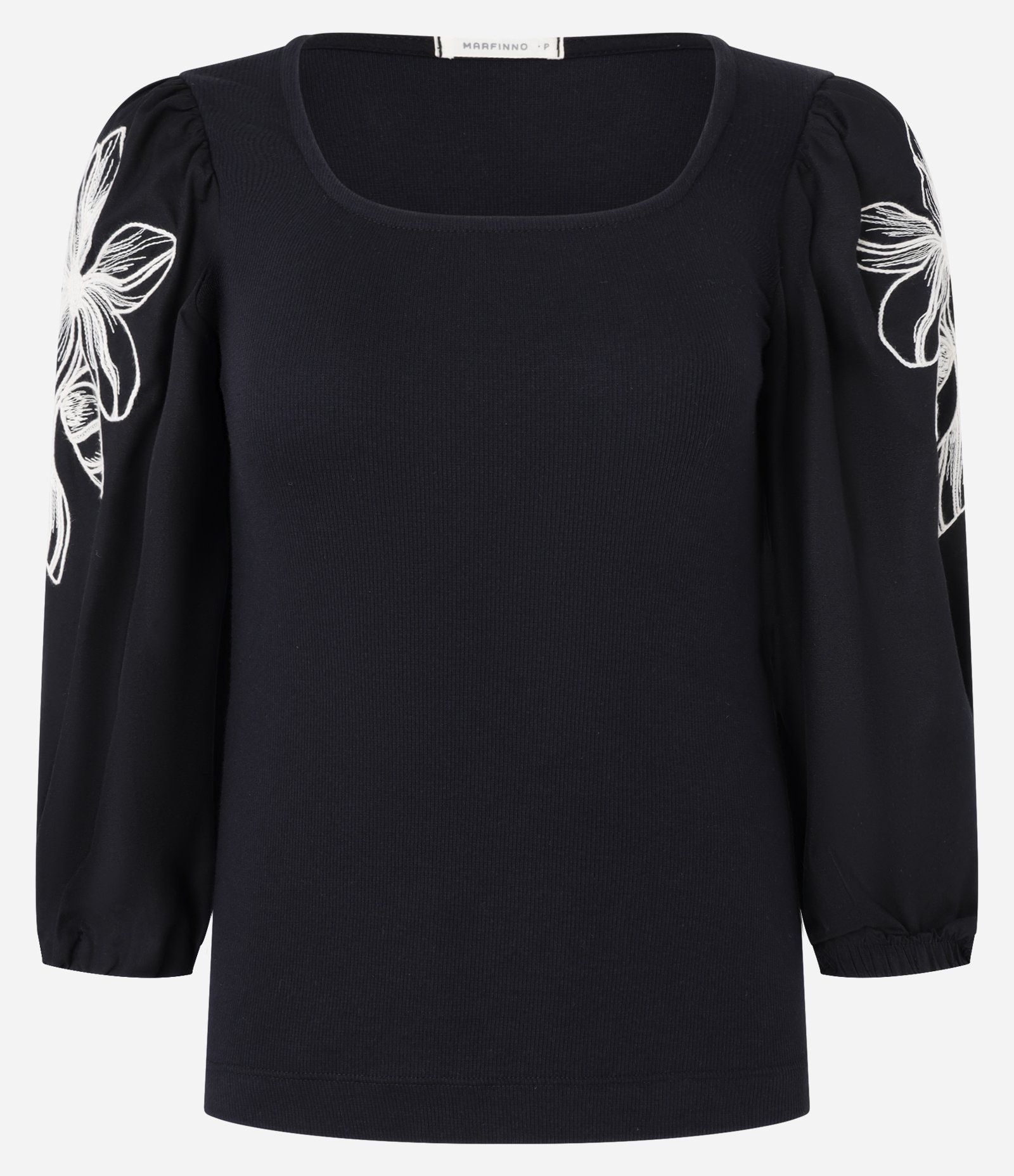 Blusa em Ribana com Bordado Floral Preto 1