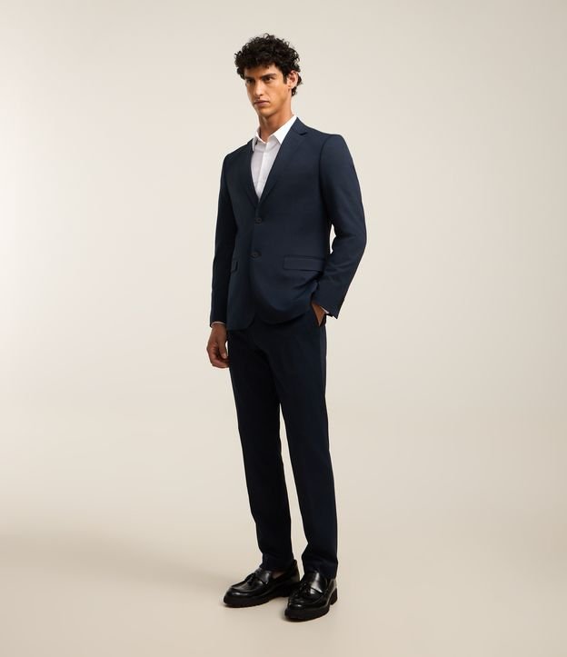 Calça Slim em Performance com Textura