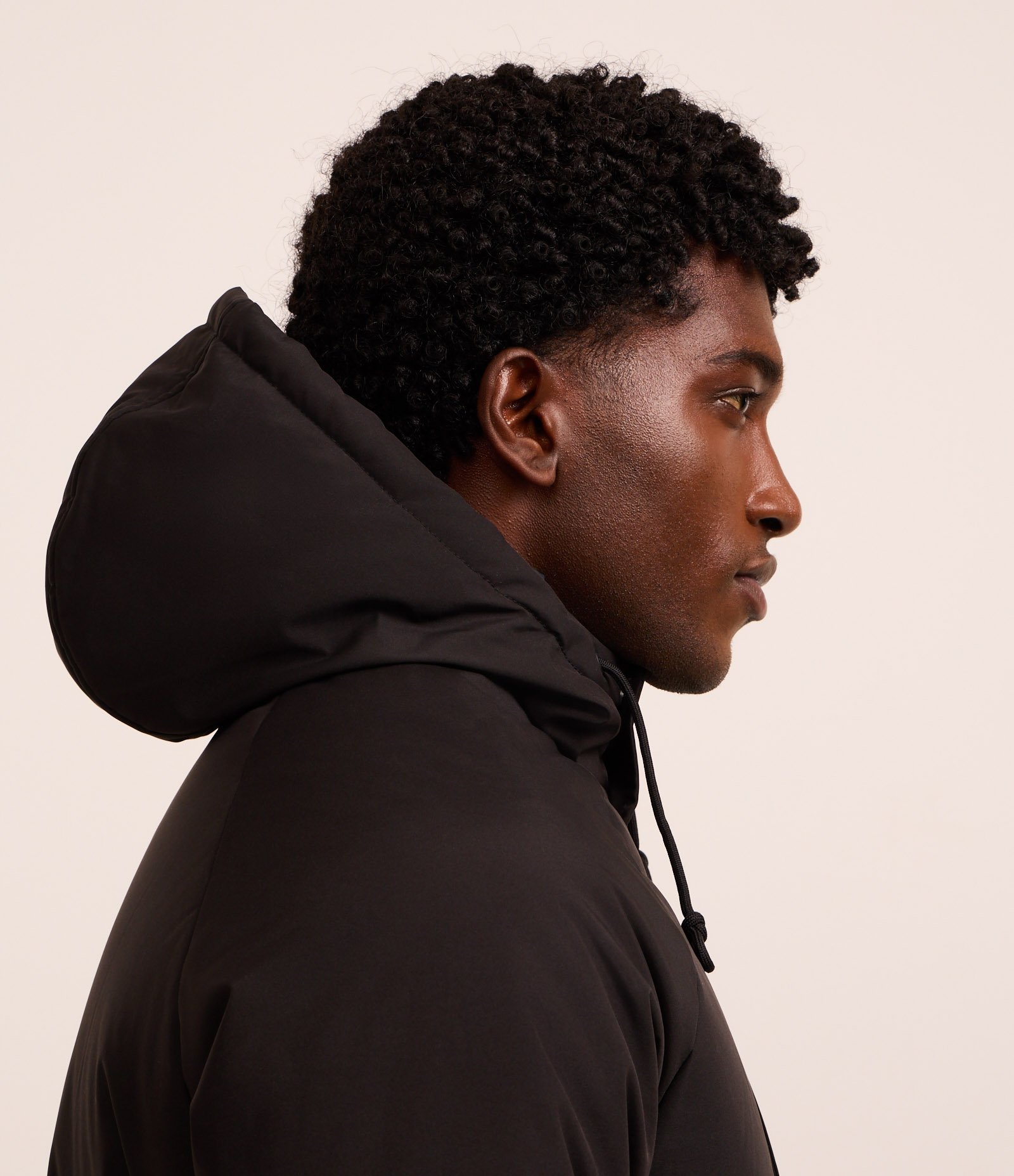 Jaqueta Parka em Poliamida com Capuz e Bolsos de Lapela Preto 4