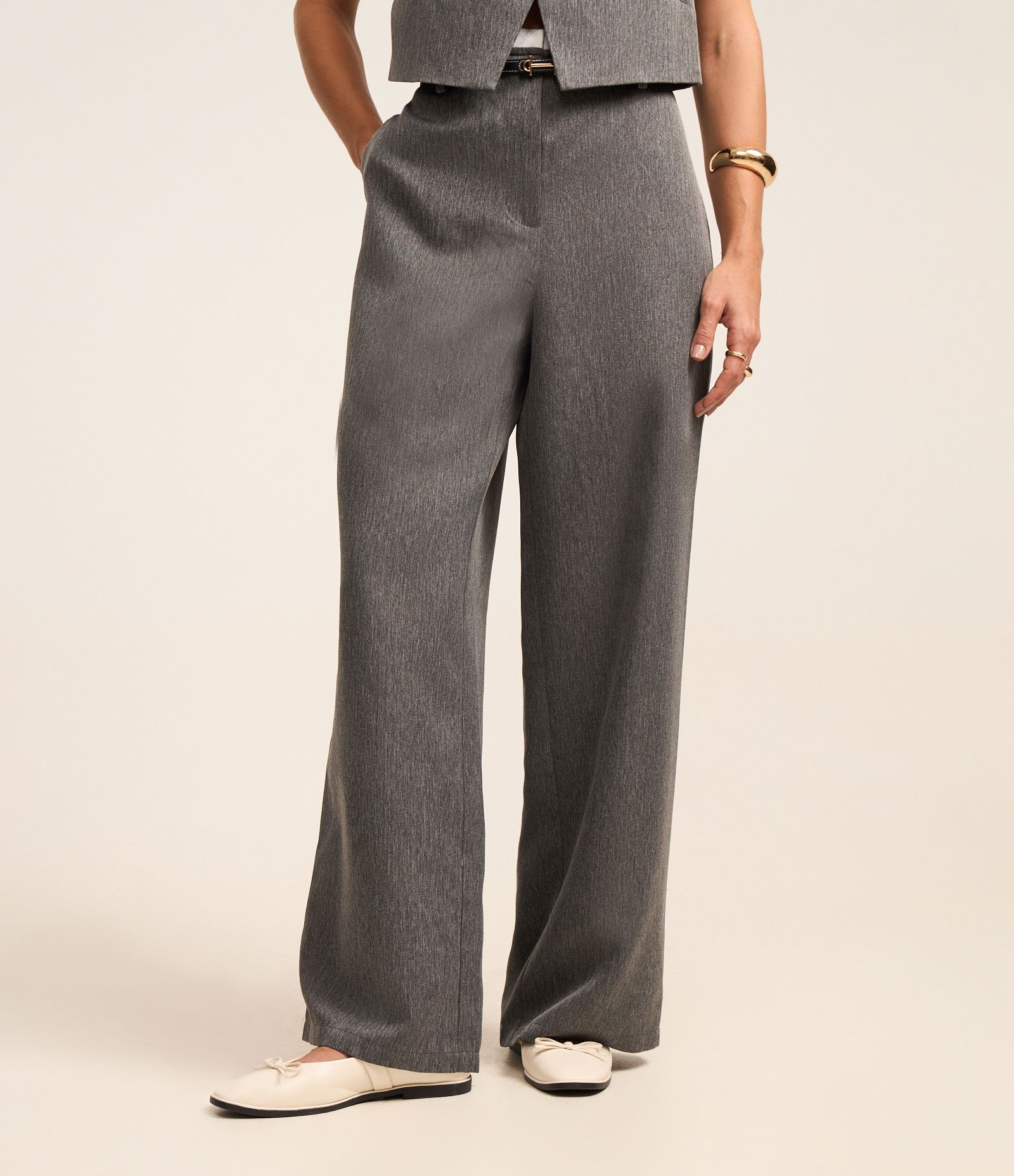 Calça Wide Leg Alfaiatado Cintura Alta com Cinto Pespontado Cinza 3