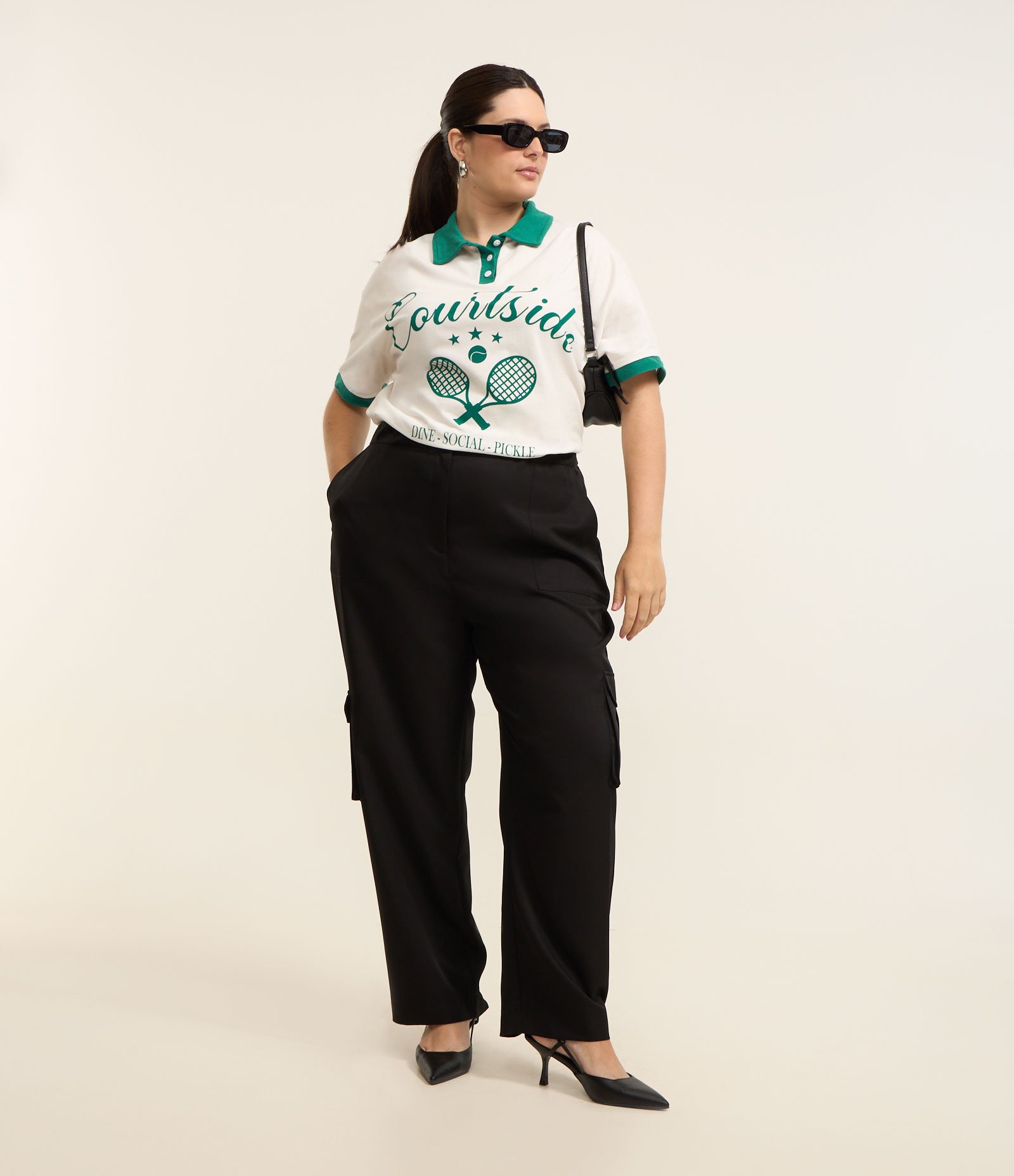 Calça Reta Alfaiataria com Bolso Cargo Curve & Plus Size Preto 1