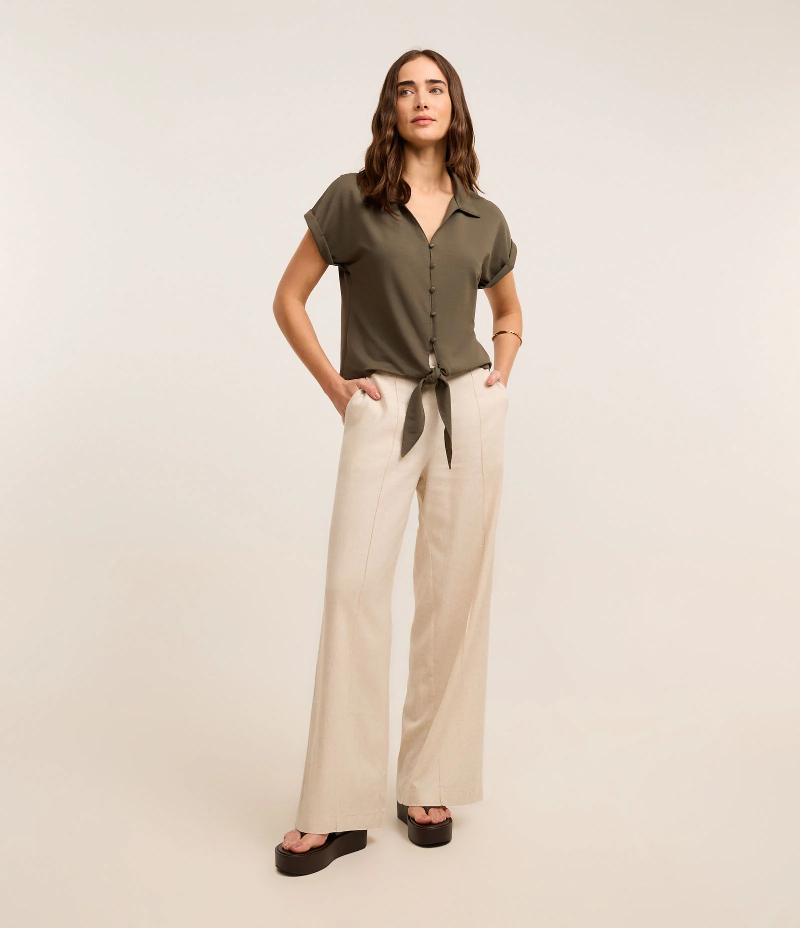 Camisa em Piquet com Amarração Laço na Barra 2