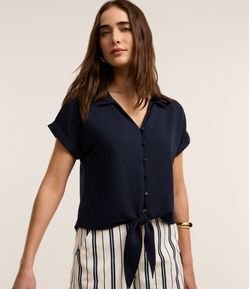 Camisa em Piquet com Amarração Laço na Barra