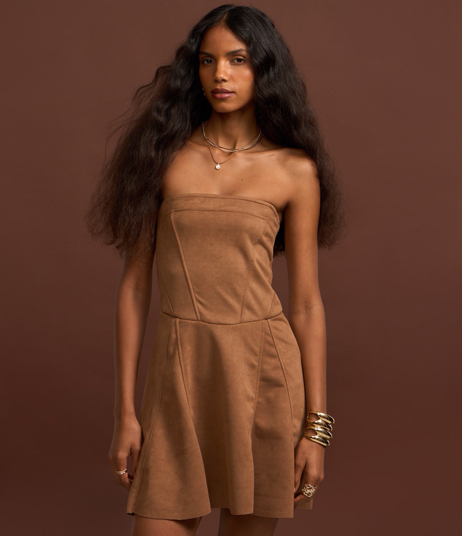 Vestido Curto em Suede Corsetado com Lastex Marrom 5