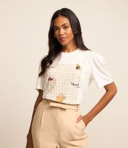 Camiseta Slim em Algodão Estampa Doodles Piquenique