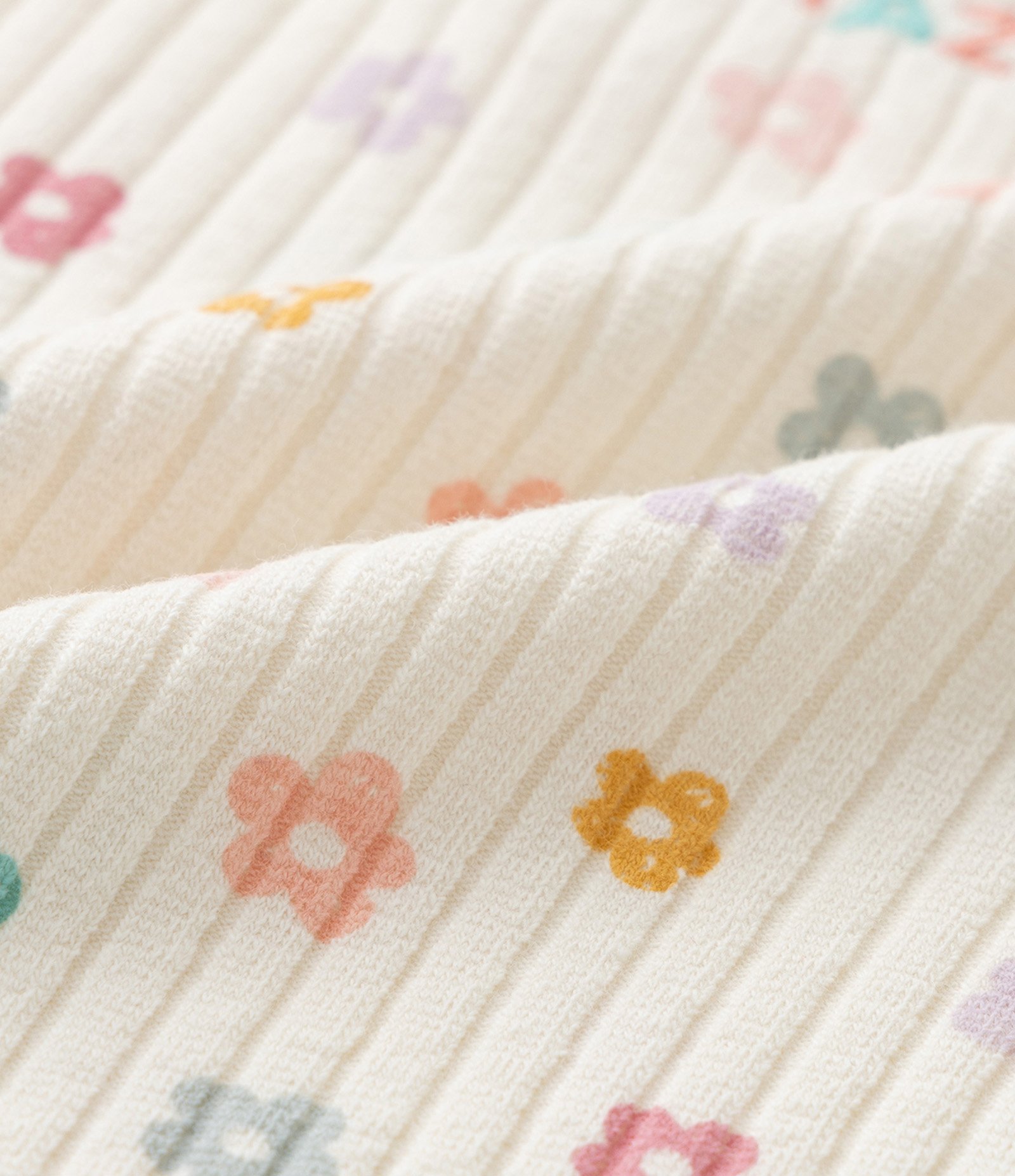 Body Infantil Canelado com Bordado de Florzinha - Tam 0 a 18 meses Bege 3