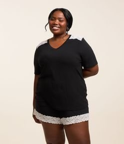 Pijama em Viscose com Renda Contrastante Curve & Plus Size