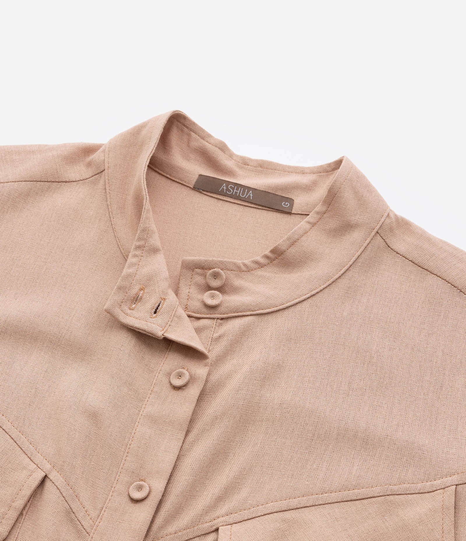 Macacão Utilitário em Viscose e Linho Curve e Plus Size Bege 6