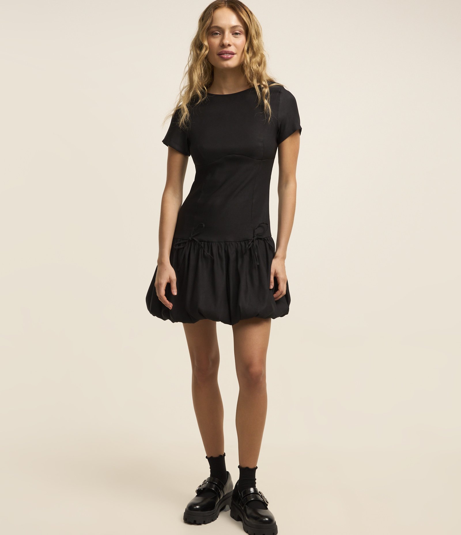 Vestido Balonê em Bengaline com Lacinhos na Cintura Preto 2