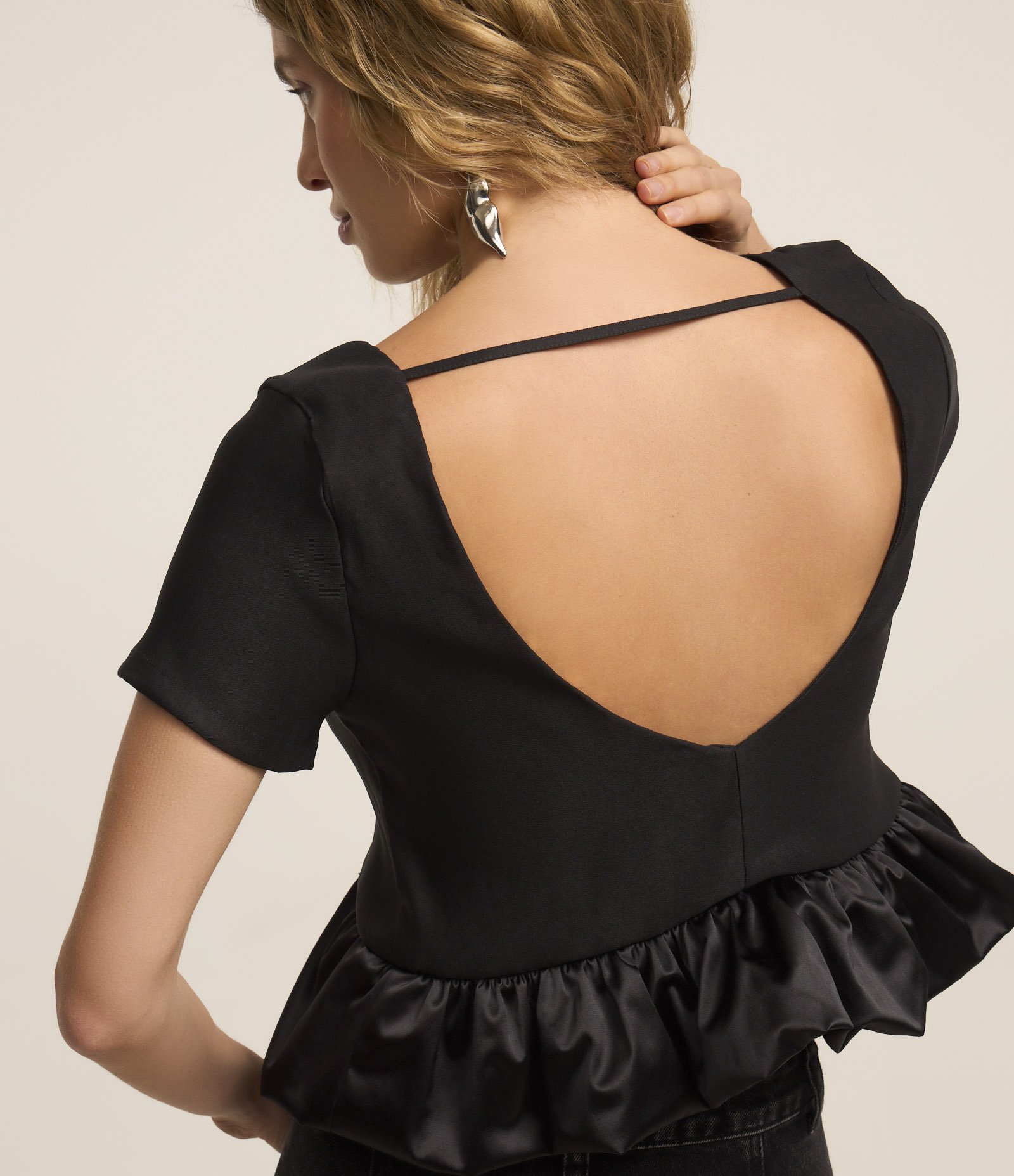 Blusa Balonê em Bengaline com Mix de Tecidos Preto 3
